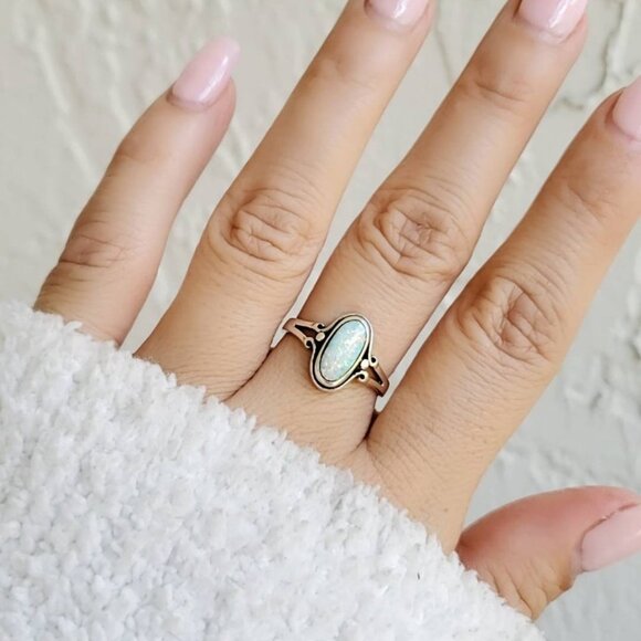 Sterling Silver Opal Ring, Women's Ring, Minimalist Ring, Oval Stone,925 Stamped - Picture 2 of 9
